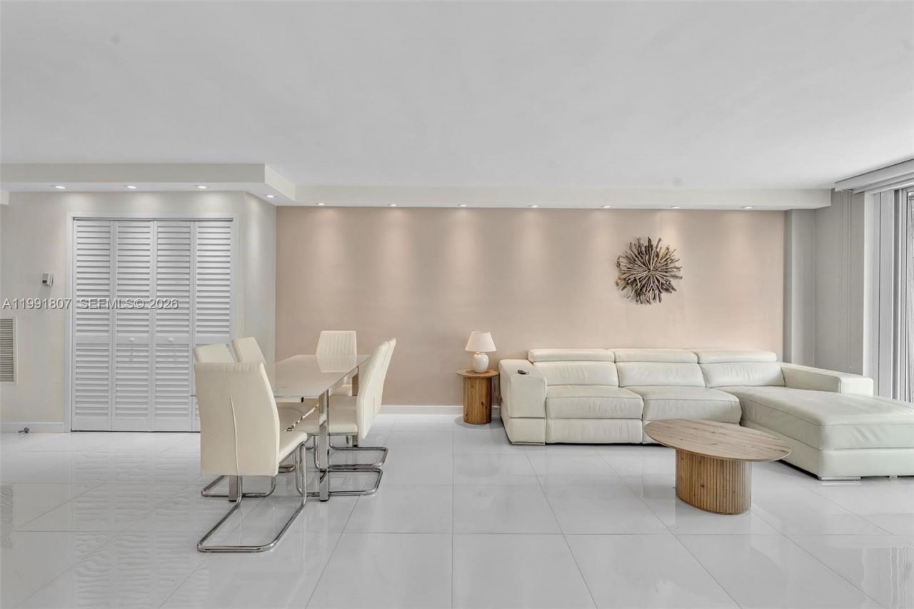 9195 Collins Ave , Unit 303, Surfside, FL 33154 Photo