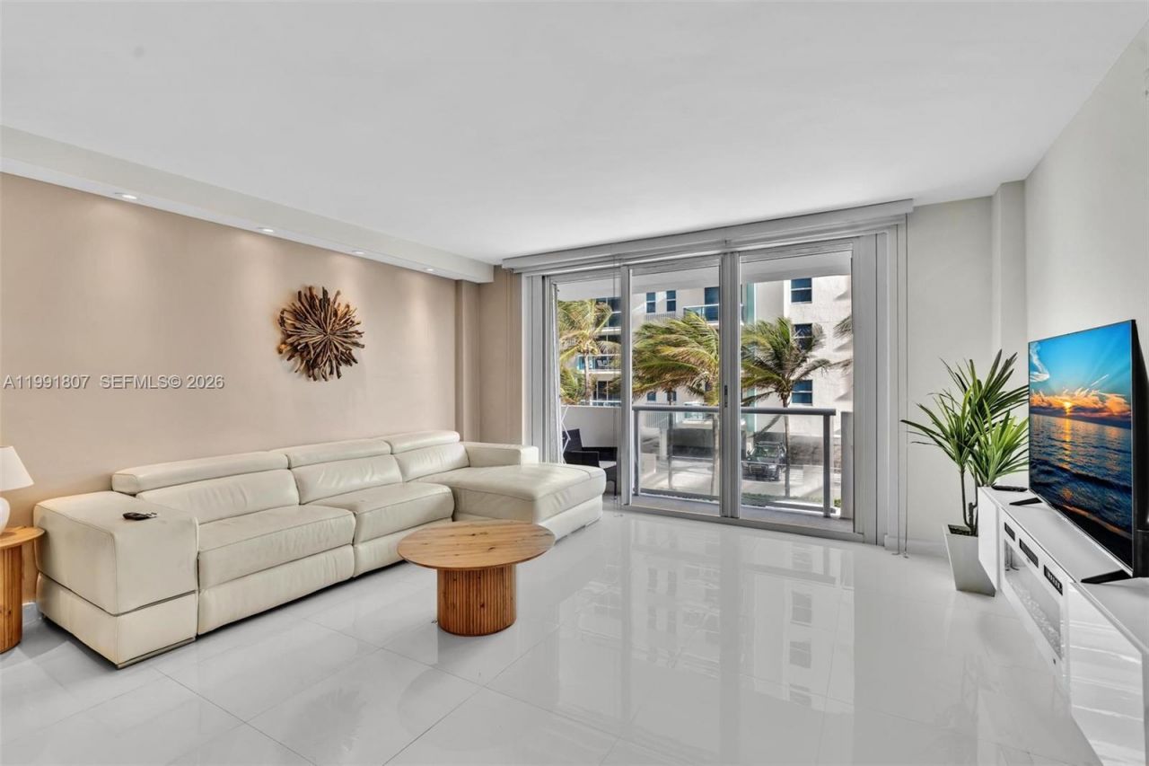 9195 Collins Ave , Unit 303, Surfside, FL 33154 Photo