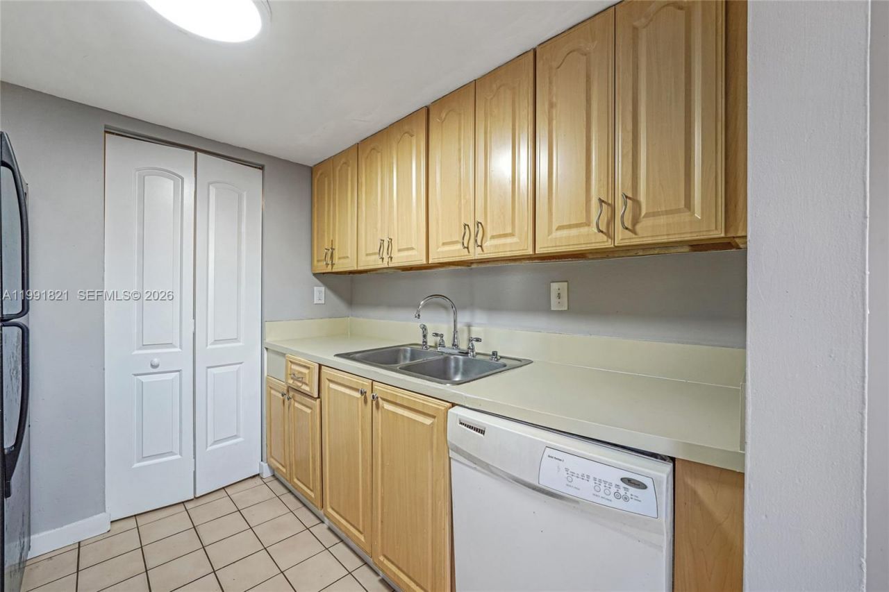 6557 SW 41st Ct , Unit 177, Davie, FL 33314 Photo