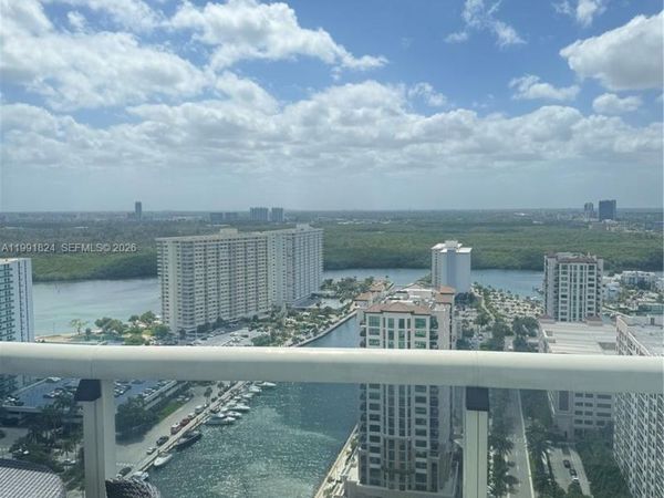 15901 Collins Ave, Unit 2505, Sunny Isles Beach, FL 33160