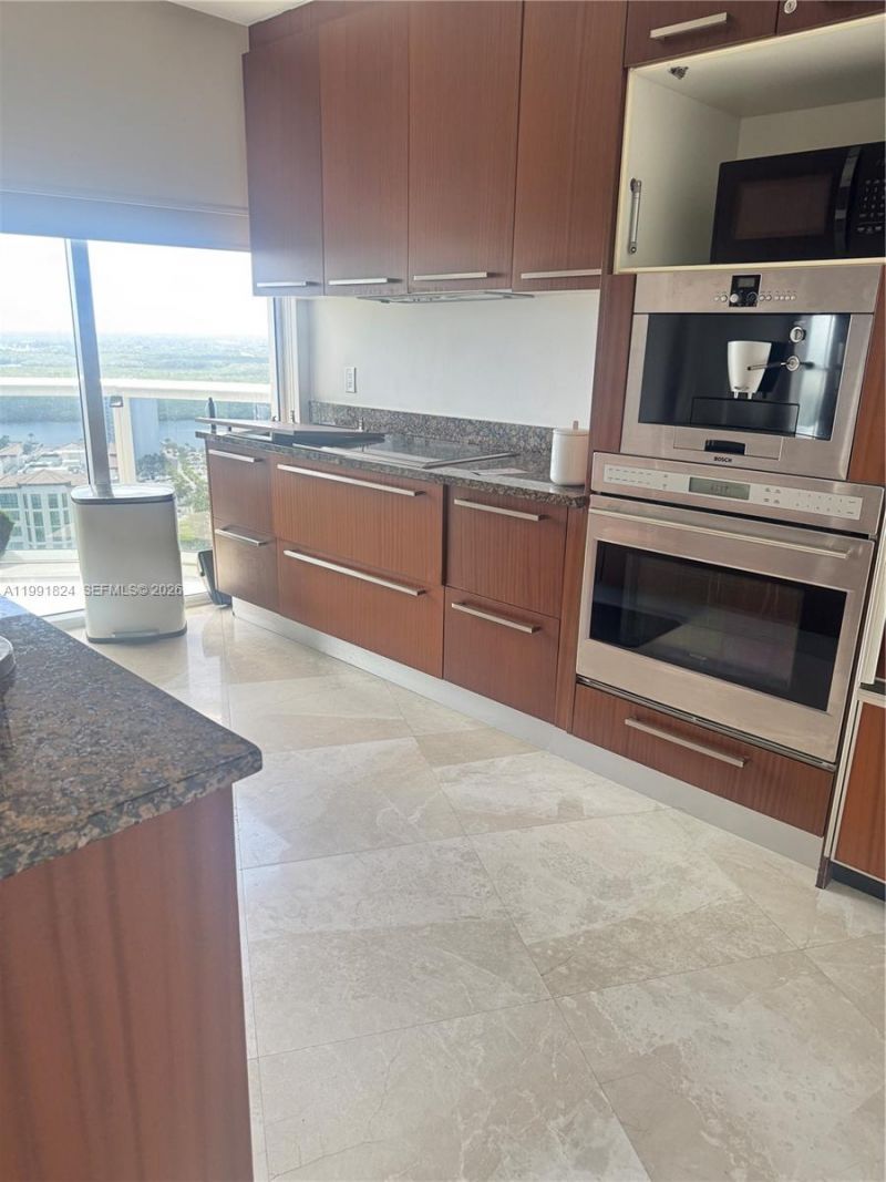 15901 Collins Ave, Unit 2505, Sunny Isles Beach, FL 33160 Photo