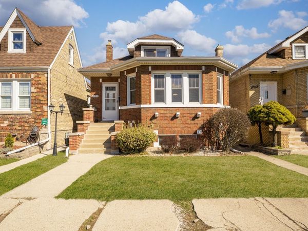 6120 W School Street , Chicago, IL 60634