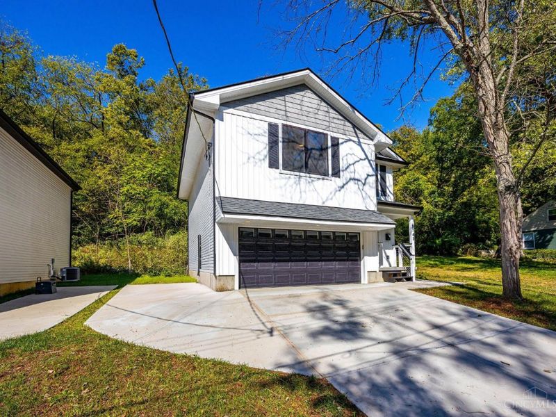 5143 Camargo Road, Cincinnati, OH 45227 Photo 2