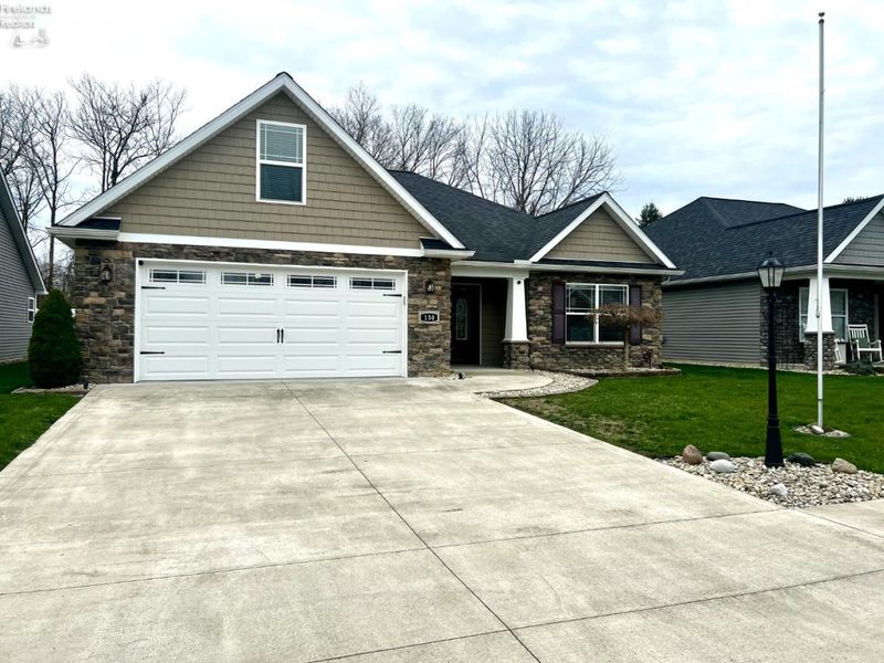 130 North Port, Huron, OH 44839 Photo 2