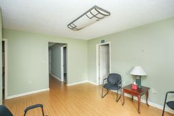 1506 Azalea Dr. photo 4