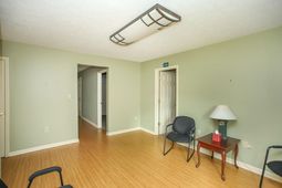 1506 Azalea Dr. photo 4