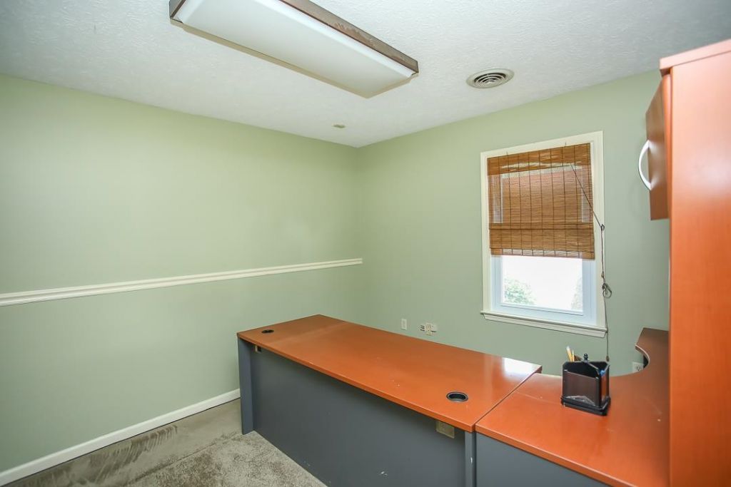 1506 Azalea Dr. Photo 9