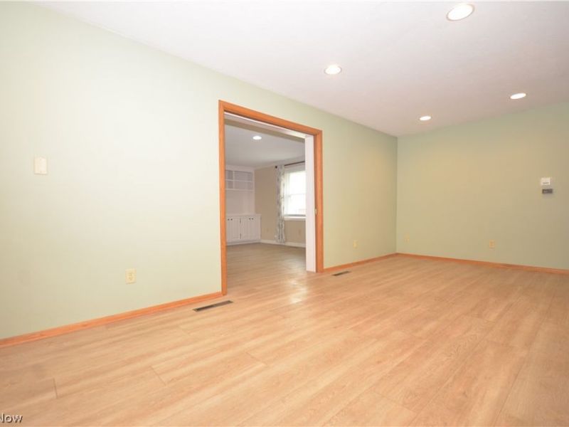 987 Howard Drive, Tallmadge, OH 44278 Photo 16