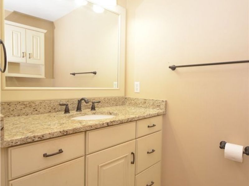 987 Howard Drive, Tallmadge, OH 44278 Photo 32