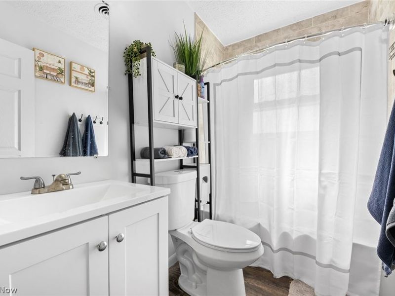 2225 Martha Avenue NE, Canton, OH 44705 Photo 19