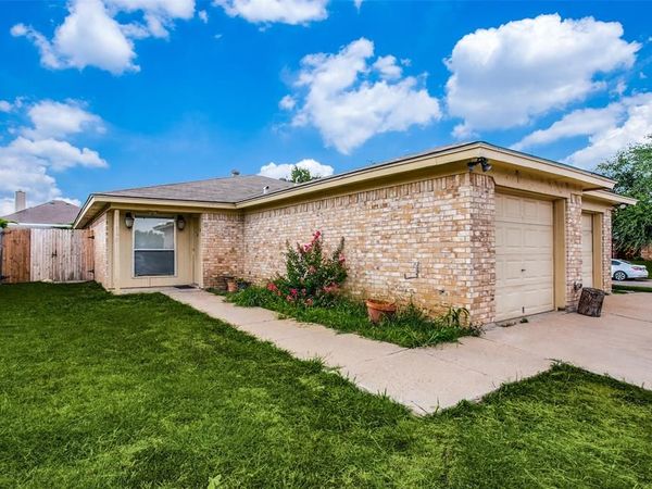 3600 Hulen Park Circle, Fort Worth, TX 76123
