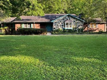 28 Atkins Belcher Road, Elkhorn City, KY 41522