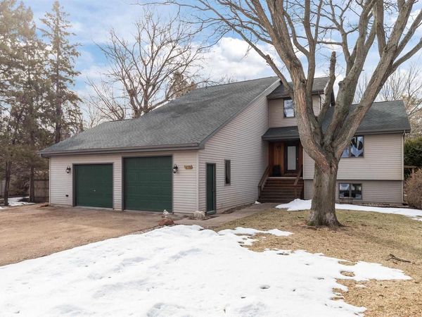 419 MAPLE LANE, Neenah, WI 54956