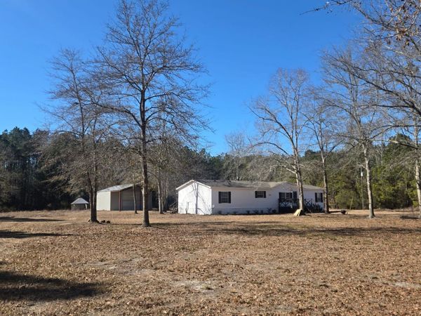 5037 Cherrywood Drive, Ellabell, GA 31308