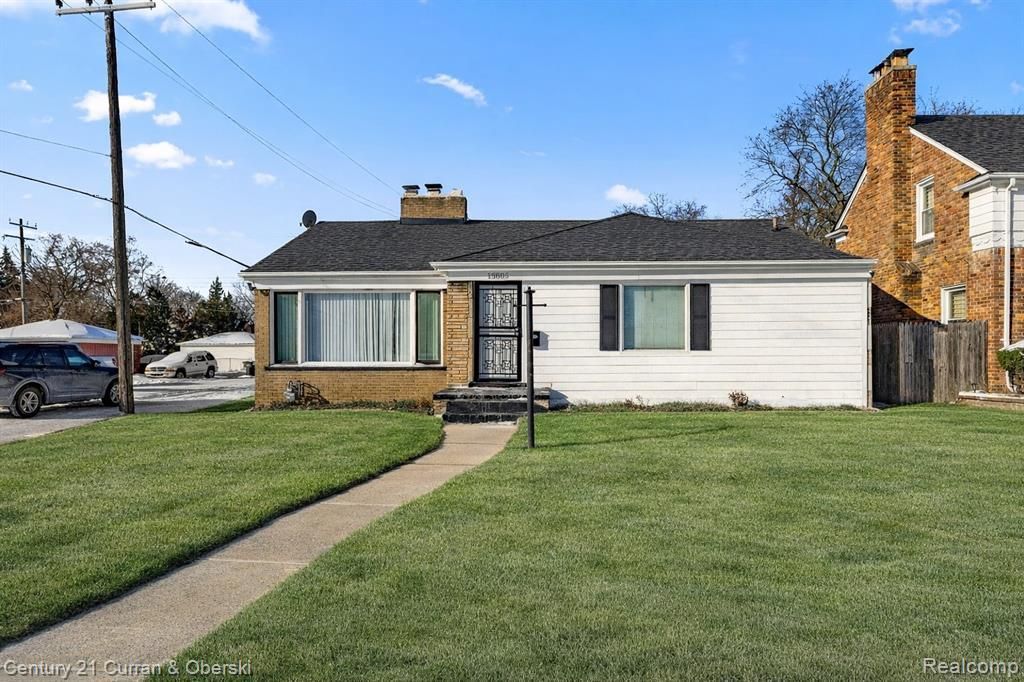 15805 Lindsay Street, Detroit, MI 48227 Main Photo