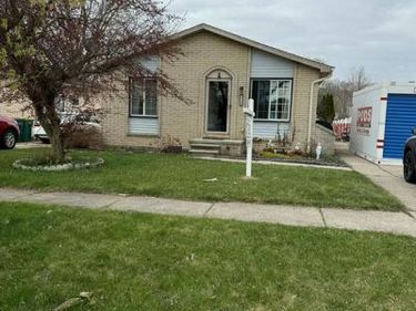 32136 Mount Vernon Road, Brownstown Twp, MI 48173