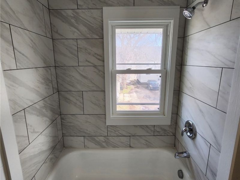 530 Rosemont Court NW, Canton, OH 44708 Photo 10