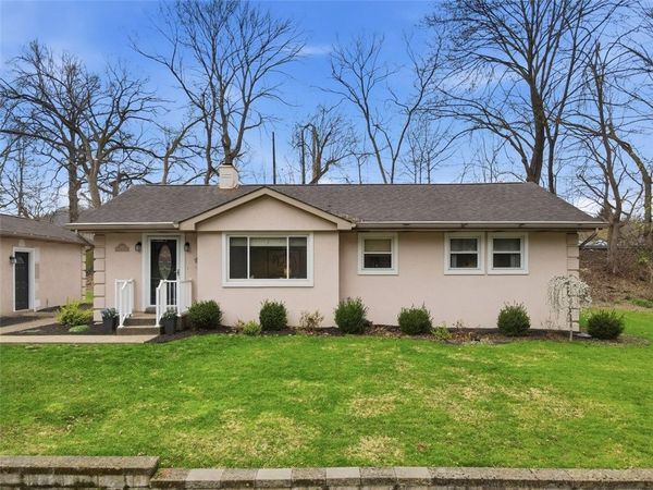 230 Bank St, Sewickley, PA 15143