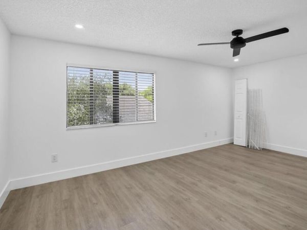 373 SW 94th Terrace, Plantation, FL 33324