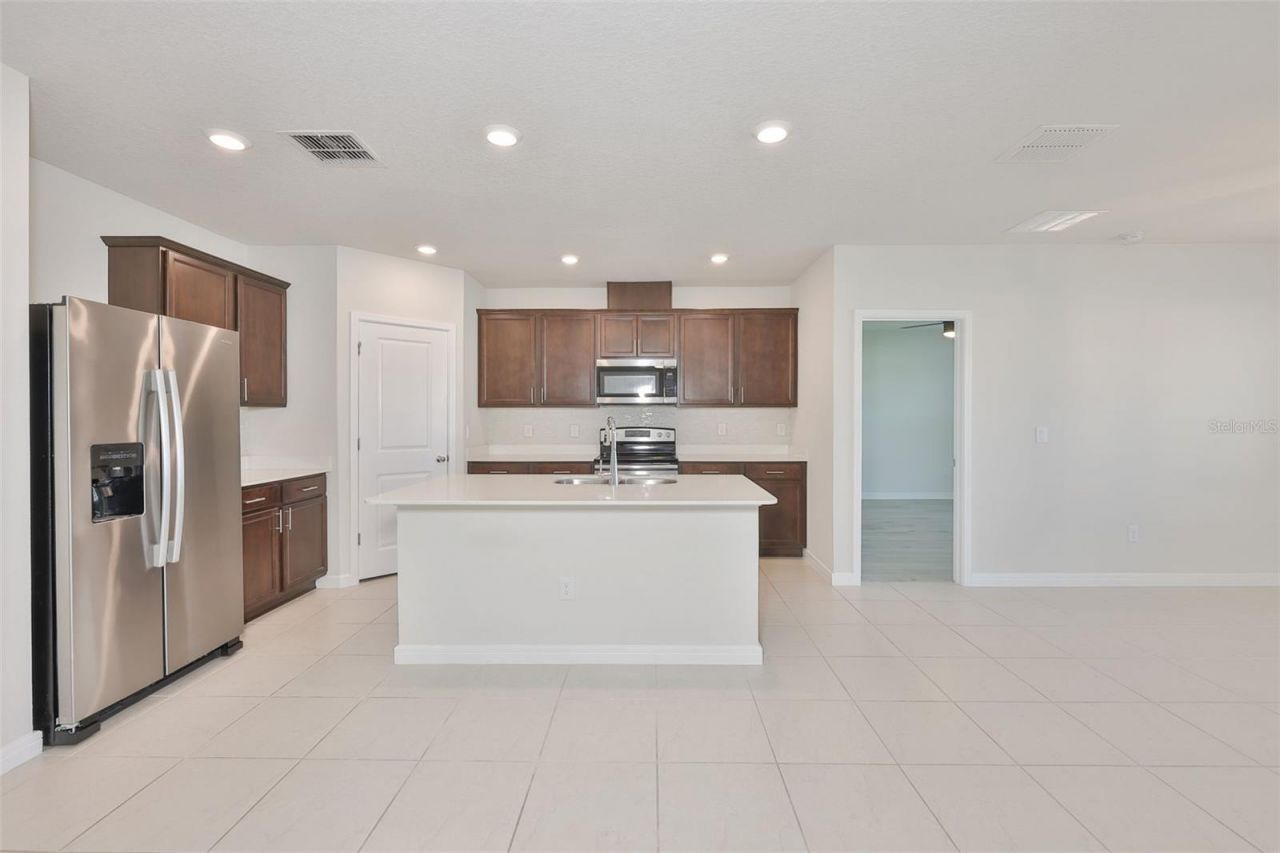 1002 Tidal Rock Avenue , Ruskin, FL 33570 Photo