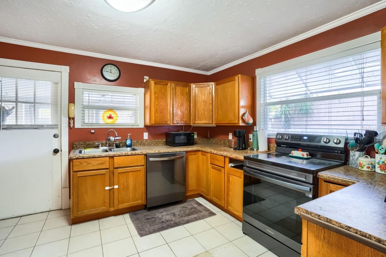 2523 10th Avenue W, Bradenton, FL 34205 Photo