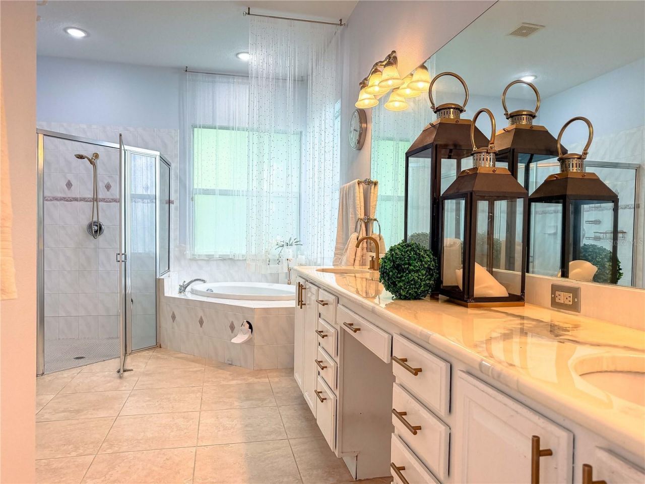 19930 Dolores Ann Court , Lutz, FL 33549 Photo