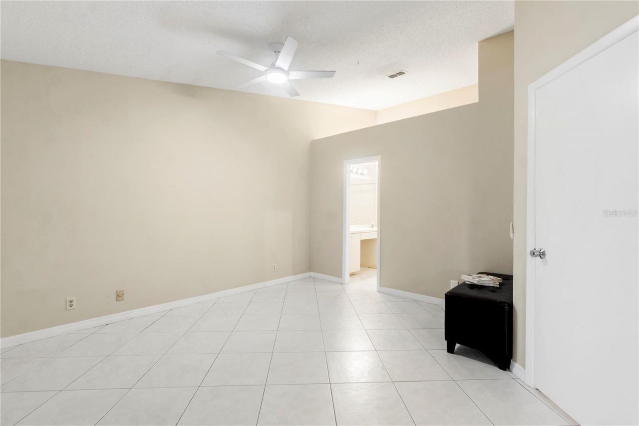 623 Red Oak Circle, Unit 121, Altamonte Springs, FL 32701 Photo