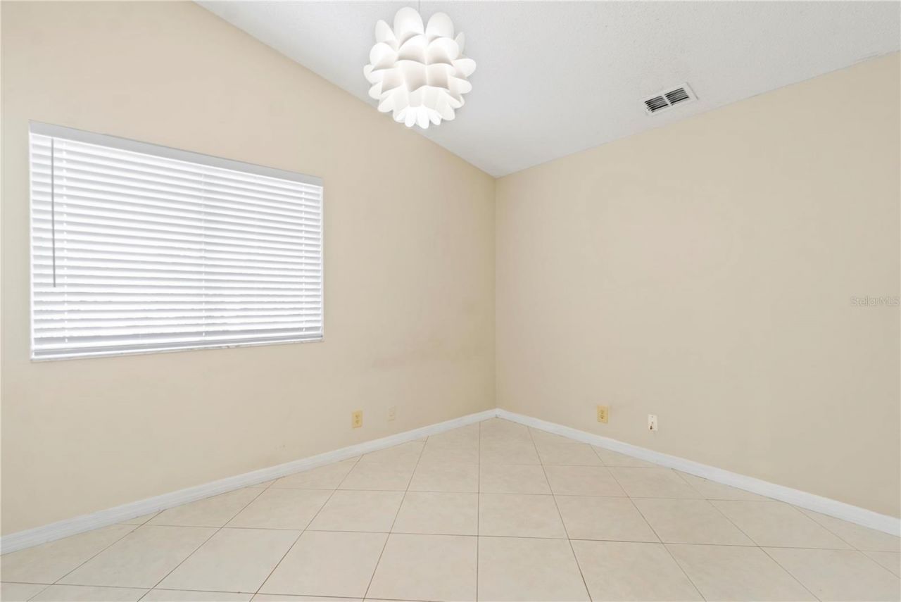 623 Red Oak Circle, Unit 121, Altamonte Springs, FL 32701 Photo