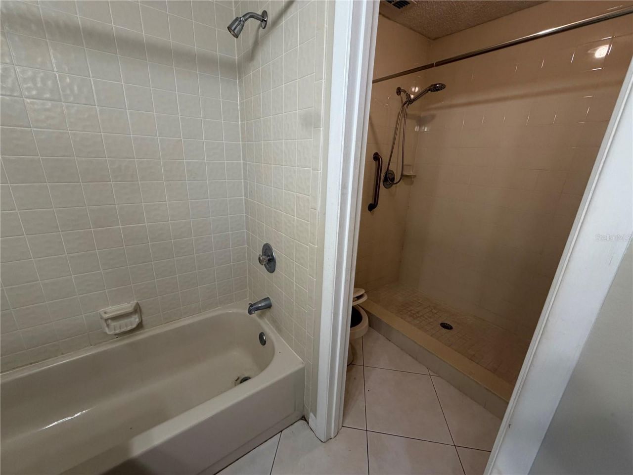 623 Red Oak Circle , Unit 121, Altamonte Springs, FL 32701 Photo