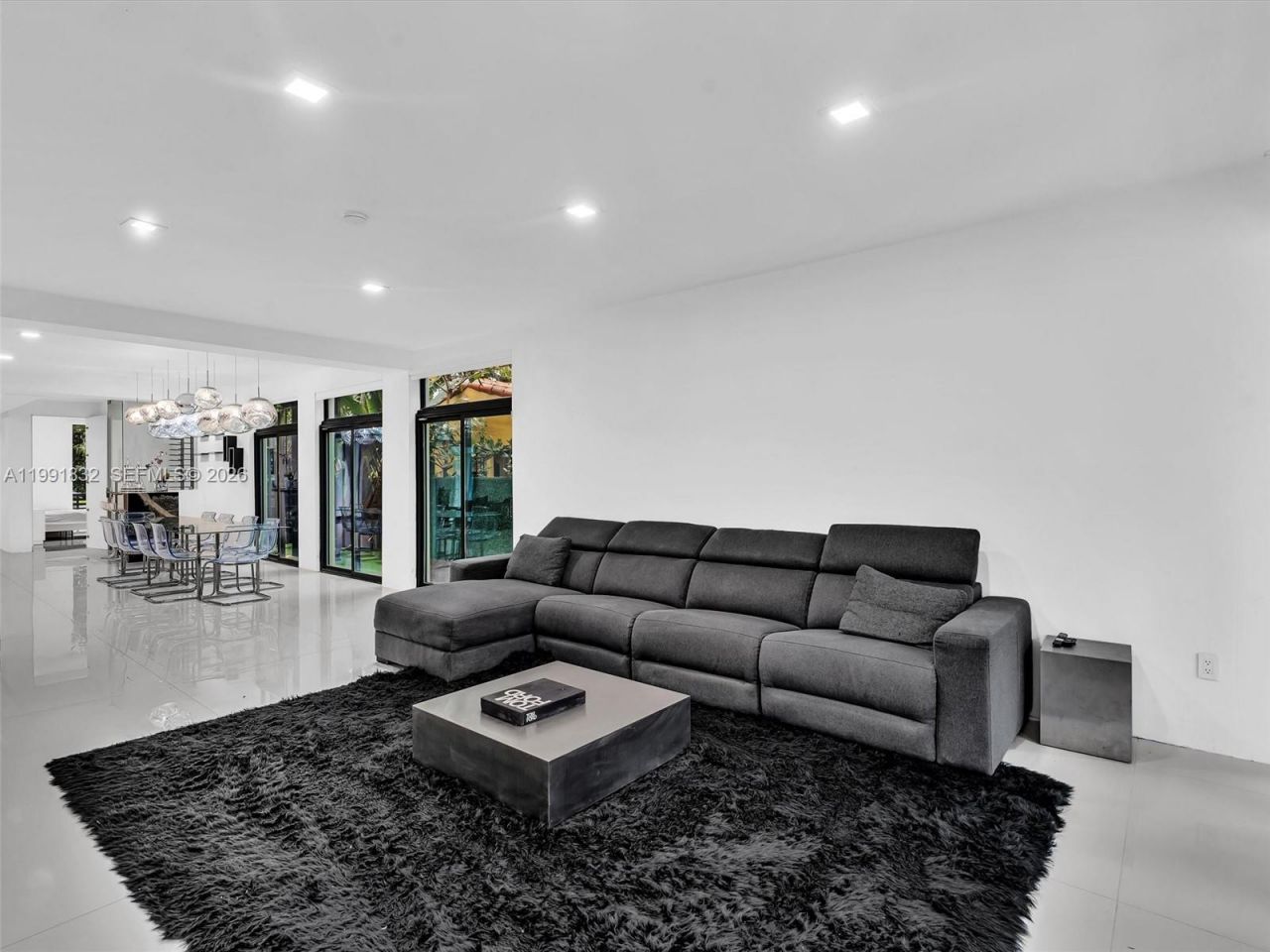 3010 Alton Rd , Miami Beach, FL 33140 Photo