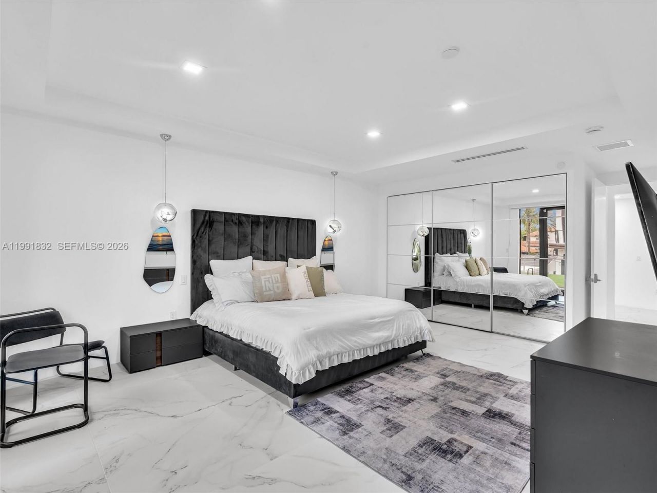 3010 Alton Rd , Miami Beach, FL 33140 Photo