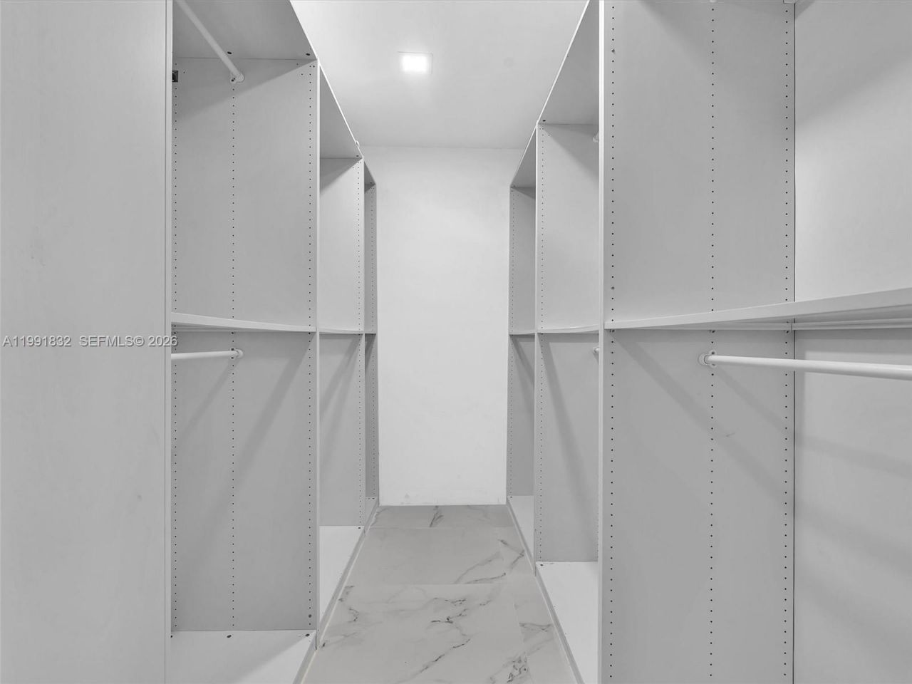 3010 Alton Rd , Miami Beach, FL 33140 Photo