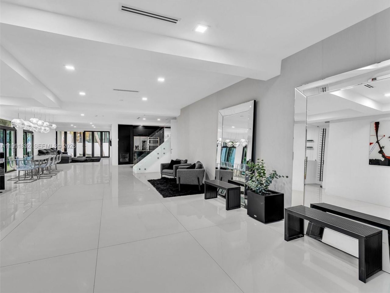 3010 Alton Rd , Miami Beach, FL 33140 Photo