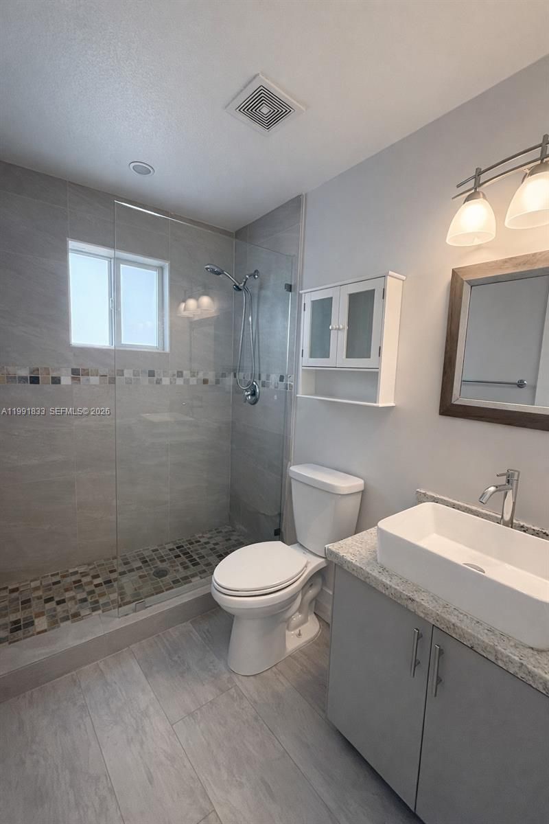 50 Orange Dr, Unit B, Key Largo, FL 33037 Photo
