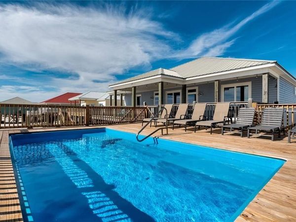 2413 Bienville Boulevard , Dauphin Island, AL 36528