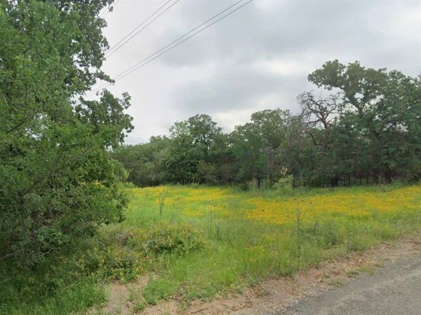 359 Pine LN, Cottonwood Shores, TX 78657