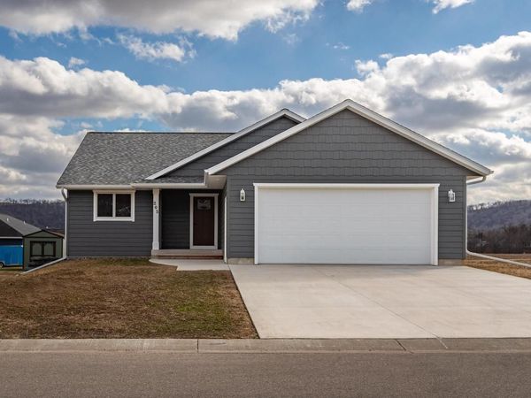 205 Pheasant RUN, Rollingstone, MN 55969