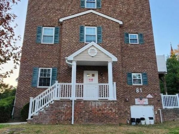 81 High St, Orange, NJ 07050