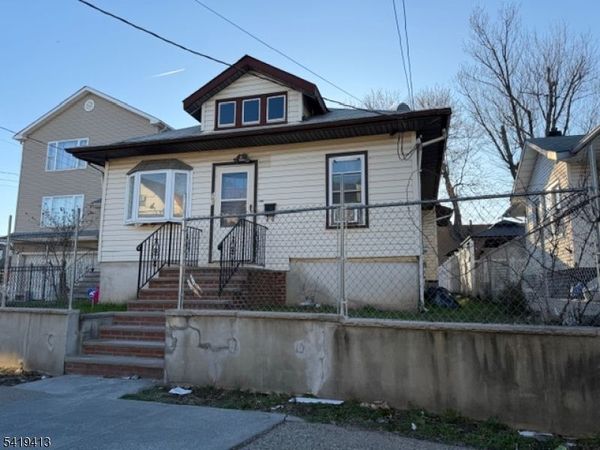 500 E 18Th St, Paterson, NJ 07514