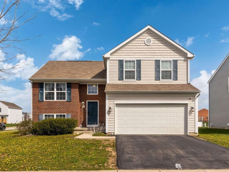 222 Dowler Drive, South Bloomfield, OH 43103 Photo 1