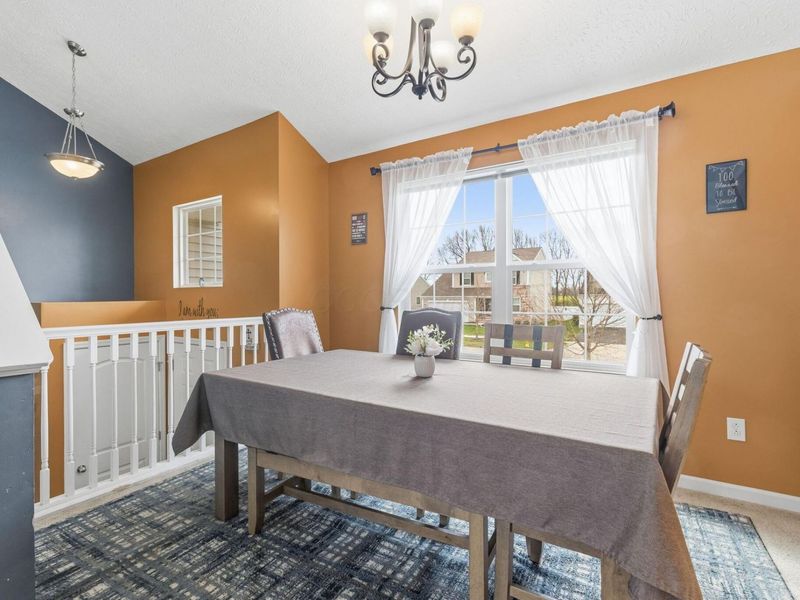 222 Dowler Drive, South Bloomfield, OH 43103 Photo 13