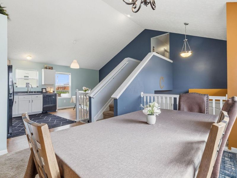 222 Dowler Drive, South Bloomfield, OH 43103 Photo 13