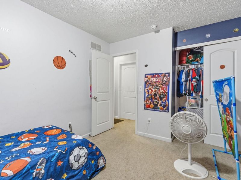 222 Dowler Drive, South Bloomfield, OH 43103 Photo 23