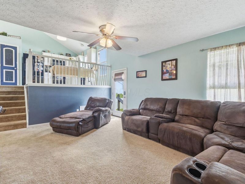 222 Dowler Drive, South Bloomfield, OH 43103 Photo 7