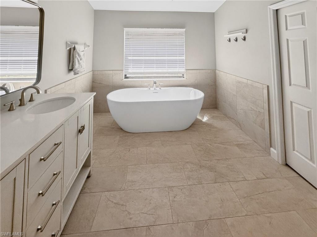 15472 Admiralty Cir , Unit 1, North Fort Myers, FL 33917 Photo