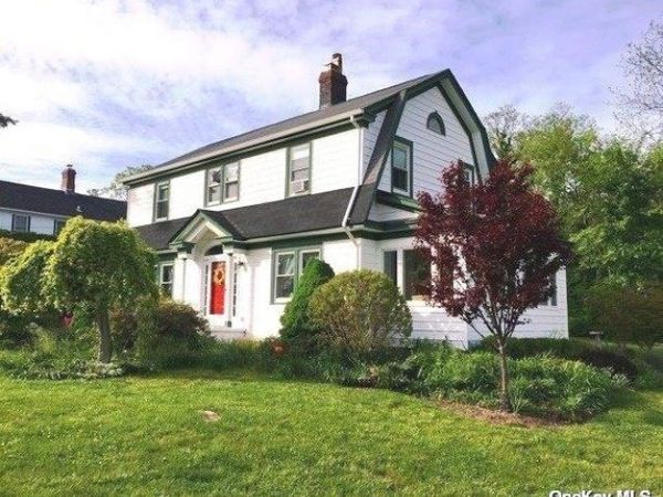 695 Rogers Road, Southold, NY 11971