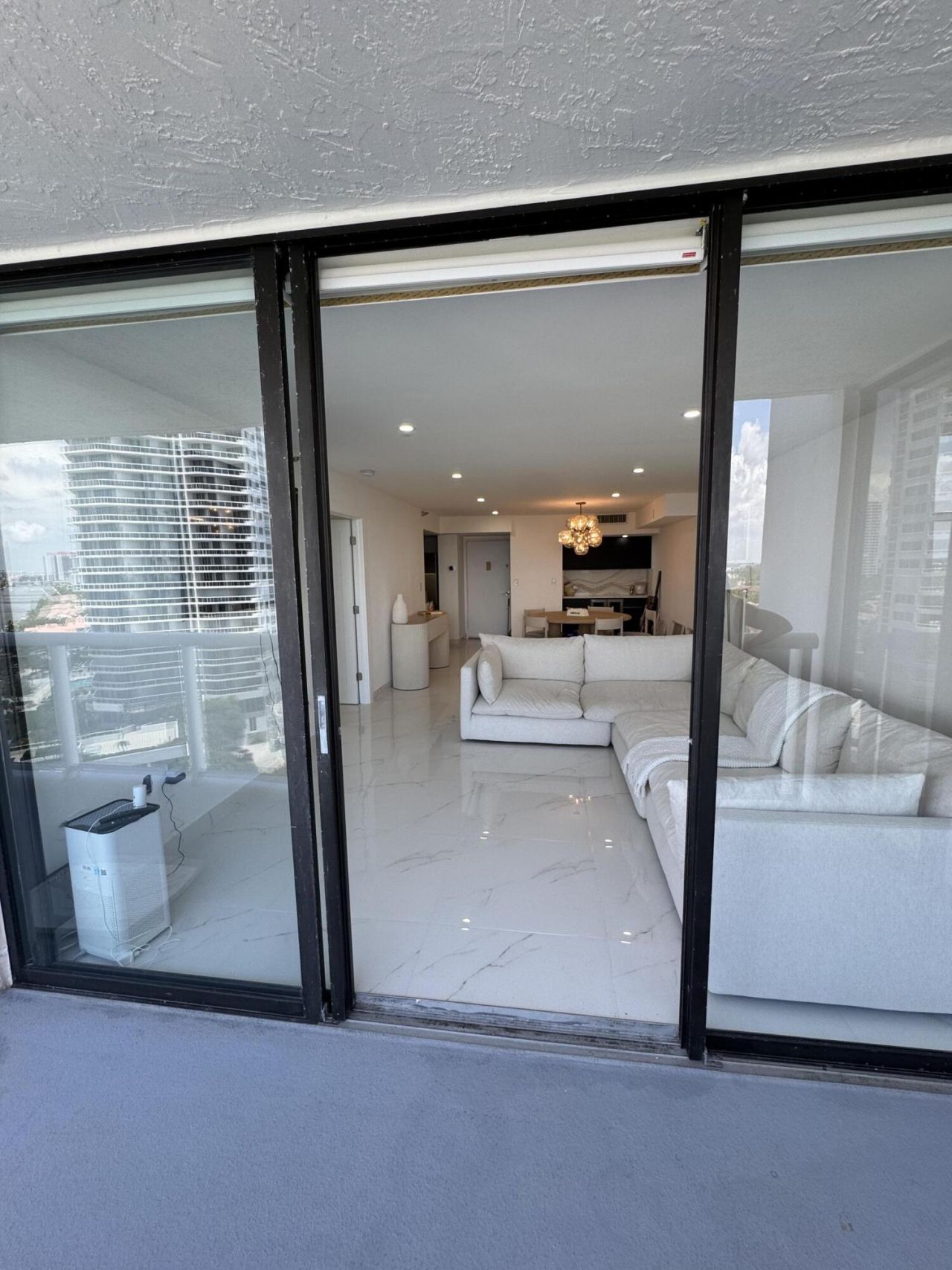 20515 E Country Club Drive, Unit 1442, Miami, FL 33180 Photo