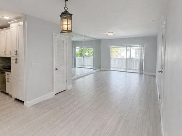 6521 Bay Club Drive, Unit 4, Fort Lauderdale, FL 33308