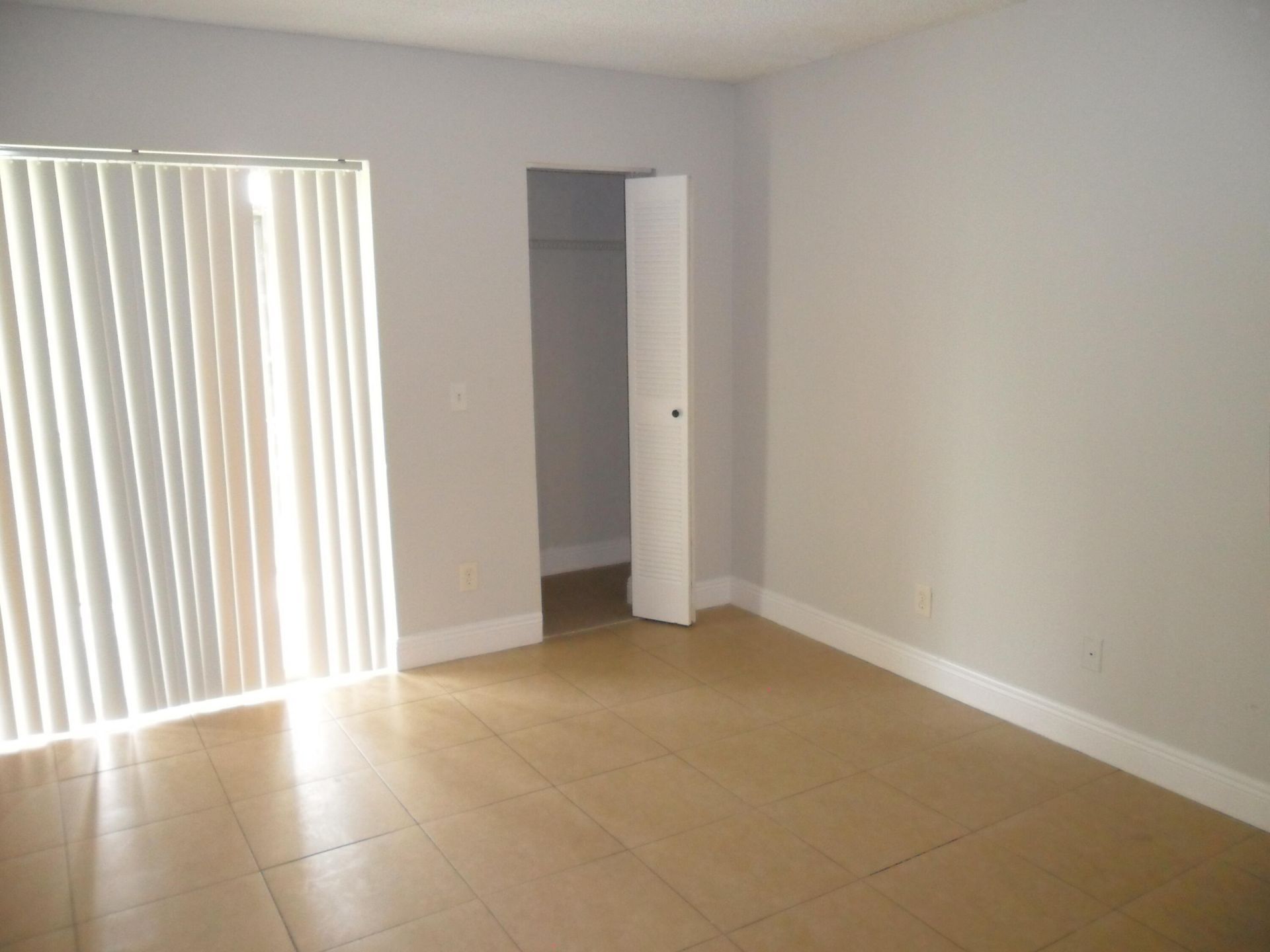 410 Meadows Circle, Unit 410, Boynton Beach, FL 33436 Photo