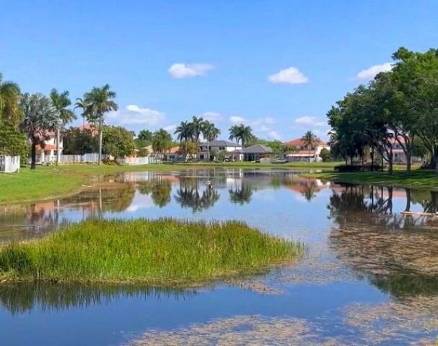 668 Willow Bend Road, Weston, FL 33327 Photo